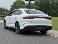 BYD Qin L DM-i 120KM Leading Edition - фото 5