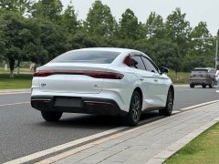BYD Qin L DM-i 120KM Leading Edition - фото 7