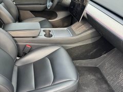 Tesla Model Y rear-wheel drive version - фото 12
