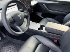 Tesla Model Y rear-wheel drive version - фото 8
