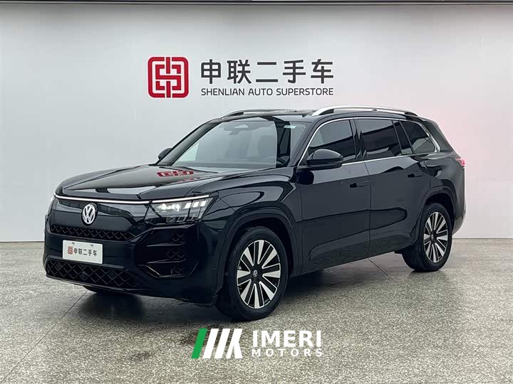 Lynk & Co Touron Pro 450TSI four-wheel drive vertical version - автомобиль из Китая