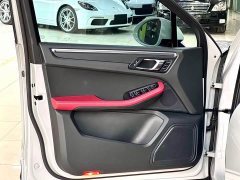 Porsche Macan 2.0T - фото 14