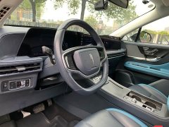 Lynk & Co Adventurer 1.5T two-wheel drive exclusive hybrid version - фото 18