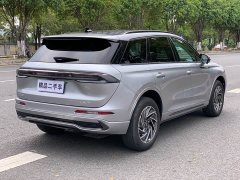 Lynk & Co Adventurer 1.5T two-wheel drive exclusive hybrid version - фото 4