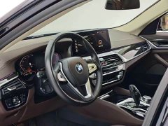BMW 5 Series facelift 525Li luxury package - фото 4