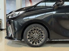 Lexus LM 2025 500h six-seater premium version - фото 19