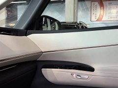 Lexus LM 2025 500h six-seater premium version - фото 6