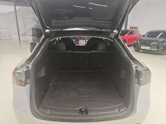 Tesla Model Y long-range all-wheel drive version - фото 17