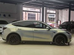 Tesla Model Y long-range all-wheel drive version - фото 4