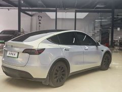 Tesla Model Y long-range all-wheel drive version - фото 5