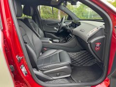 Mercedes-Benz EQC 350 4MATIC - фото 14