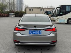 Lexus ES 2022 300h Silver Lining Edition - фото 10