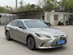 Lexus ES 2022 300h Silver Lining Edition - фото 3