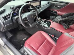 Lexus ES 2022 300h Silver Lining Edition - фото 4
