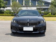 BMW 5 Series 530Li M Sport Luxury Package - фото 2
