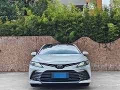 Toyota Camry 2.5G Deluxe Edition - фото 2