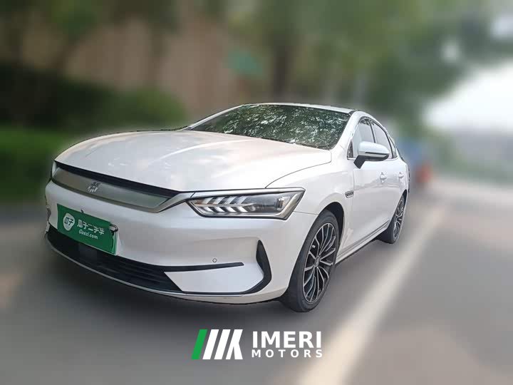 BYD Qin PLUS EV 600KM flagship - автомобиль из Китая