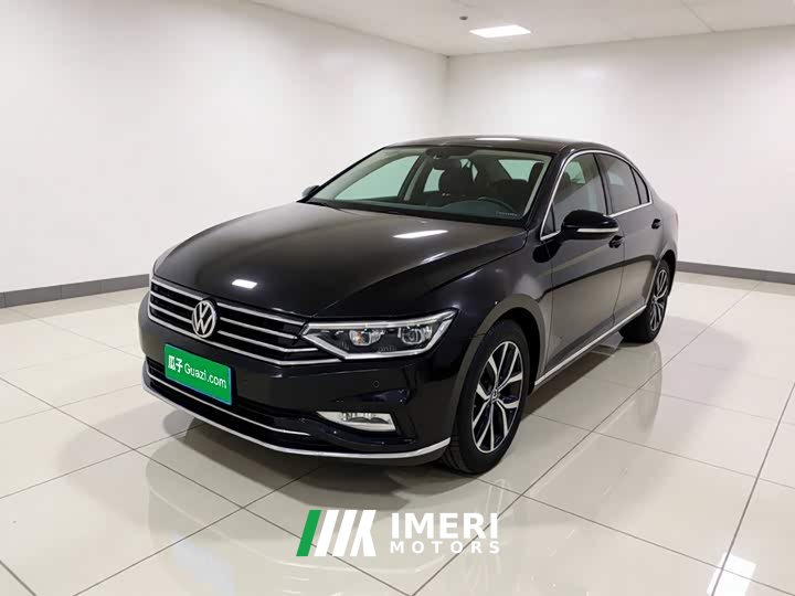 Volkswagen Magotan 2020 330TSI DSG Leading Edition - автомобиль из Китая