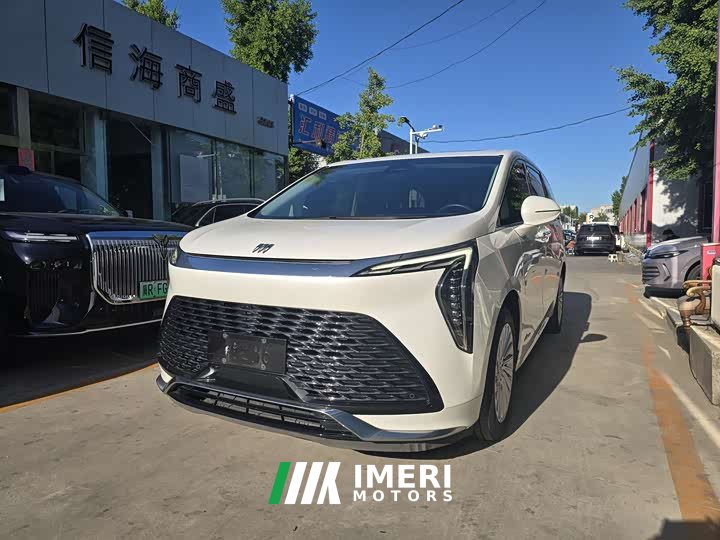 Century 2.0T four-seater private version - автомобиль из Китая