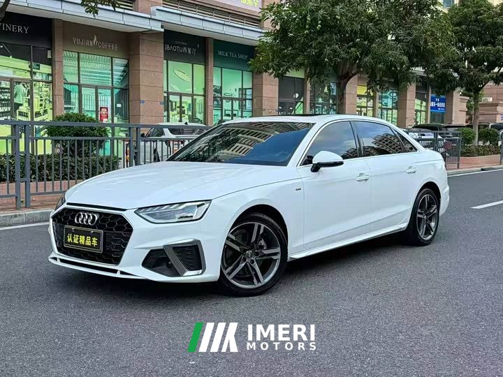 Audi A4L 40 TFSI luxury and dynamic - автомобиль из Китая