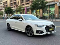 Audi A4L 40 TFSI luxury and dynamic - фото 3