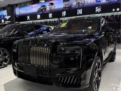Rolls-Royce Cullinan Black Badge - фото 1