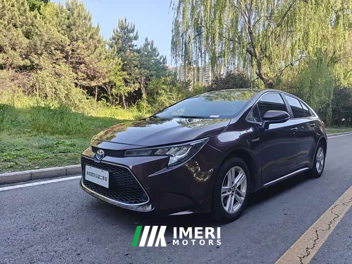 Lexus Ralink Dual Engine 1.8H E-CVT Deluxe Edition