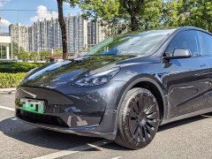 Tesla Model Y rear-wheel drive version - фото 13
