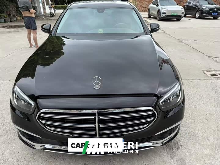 Mercedes-Benz E-Class E 260 L - автомобиль из Китая
