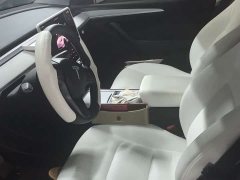 Tesla Model Y rear-wheel drive version - фото 6