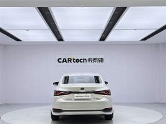 Lexus ES 2022 200 Excellence Edition - фото 13