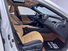 Lexus ES 2022 200 Excellence Edition - фото 19