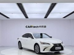 Lexus ES 2022 200 Excellence Edition - фото 2