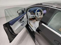 Mercedes-Benz EQE 500 4MATIC Pioneer Edition - фото 8