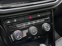 Volkswagen VW T-ROC 280TSI DSG FWD Comfort Plus - фото 18