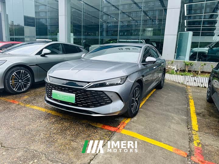 BYD Qin L DM-i Smart Driving Edition 120KM Transcendent Type - автомобиль из Китая