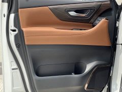 Toyota Wilfa 2024 Crown Dual Engine 2.5L Supreme Executive Edition - фото 14