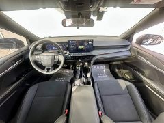 Toyota Camry Dual Engine 2.0HS Sports Edition - фото 6