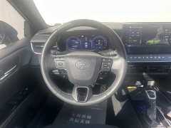 Toyota Camry Dual Engine 2.0HS Sports Edition - фото 9