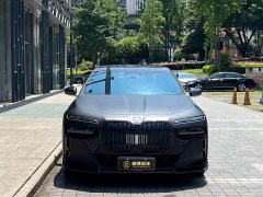 BMW 7 Series 2023 740Li M Sport Package - фото 2