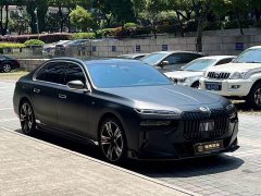 BMW 7 Series 2023 740Li M Sport Package - фото 3