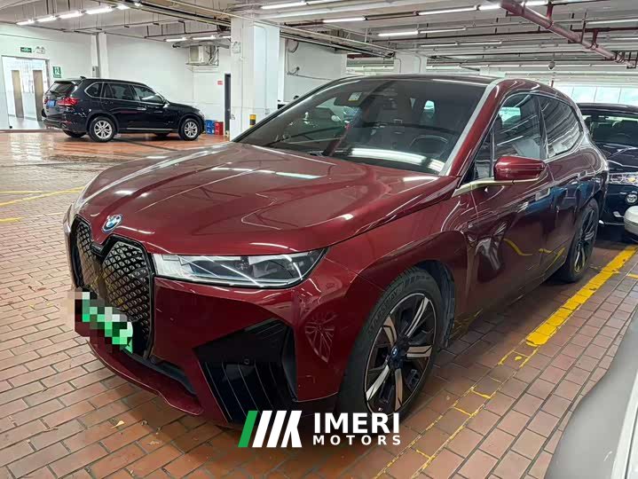 BMW iX 2022 xDrive50 - автомобиль из Китая