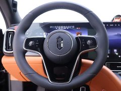 AITO M9 EREV Ultra 42kWh 6-Seater - фото 16