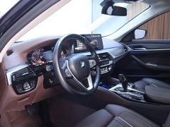 BMW 5 Series 2023 530Li Luxury Line - фото 11