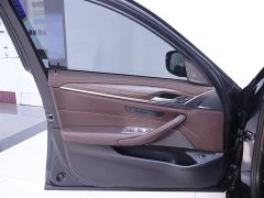 BMW 5 Series 2023 530Li Luxury Line - фото 18