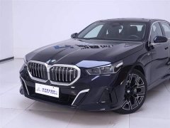 BMW 5 Series 530Li Exclusive M Sports Package - фото 3
