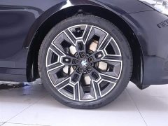 BMW 5 Series 530Li Exclusive M Sports Package - фото 6