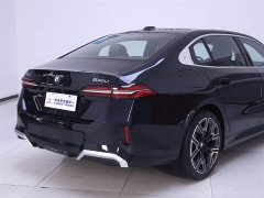 BMW 5 Series 530Li Exclusive M Sports Package - фото 8
