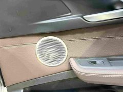 BMW 1 Series facelift 120i M Sports Night Edition - фото 14