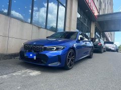 BMW 3 Series 330i M Sport Night Package - фото 1